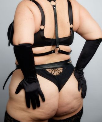индивидуалка Lady Bomba Anal Fisting